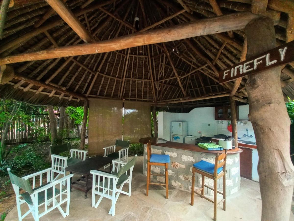 Watamu Beach Cottages B&B Exterior photo